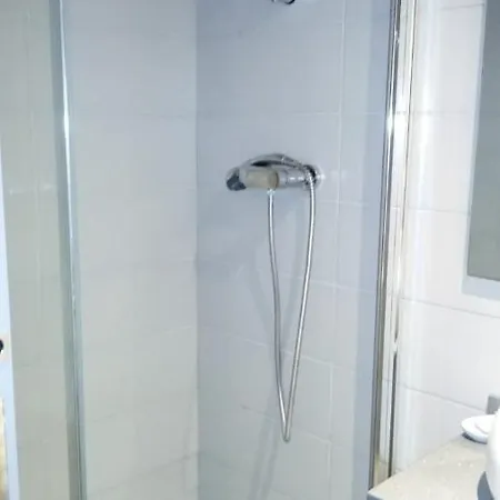 Hotel Studio Centre *